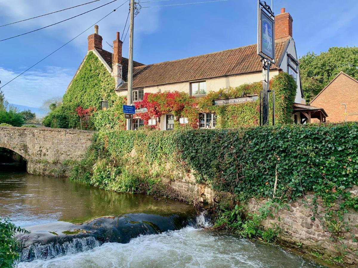 The White Horse Inn ワッシュフォード エクステリア 写真