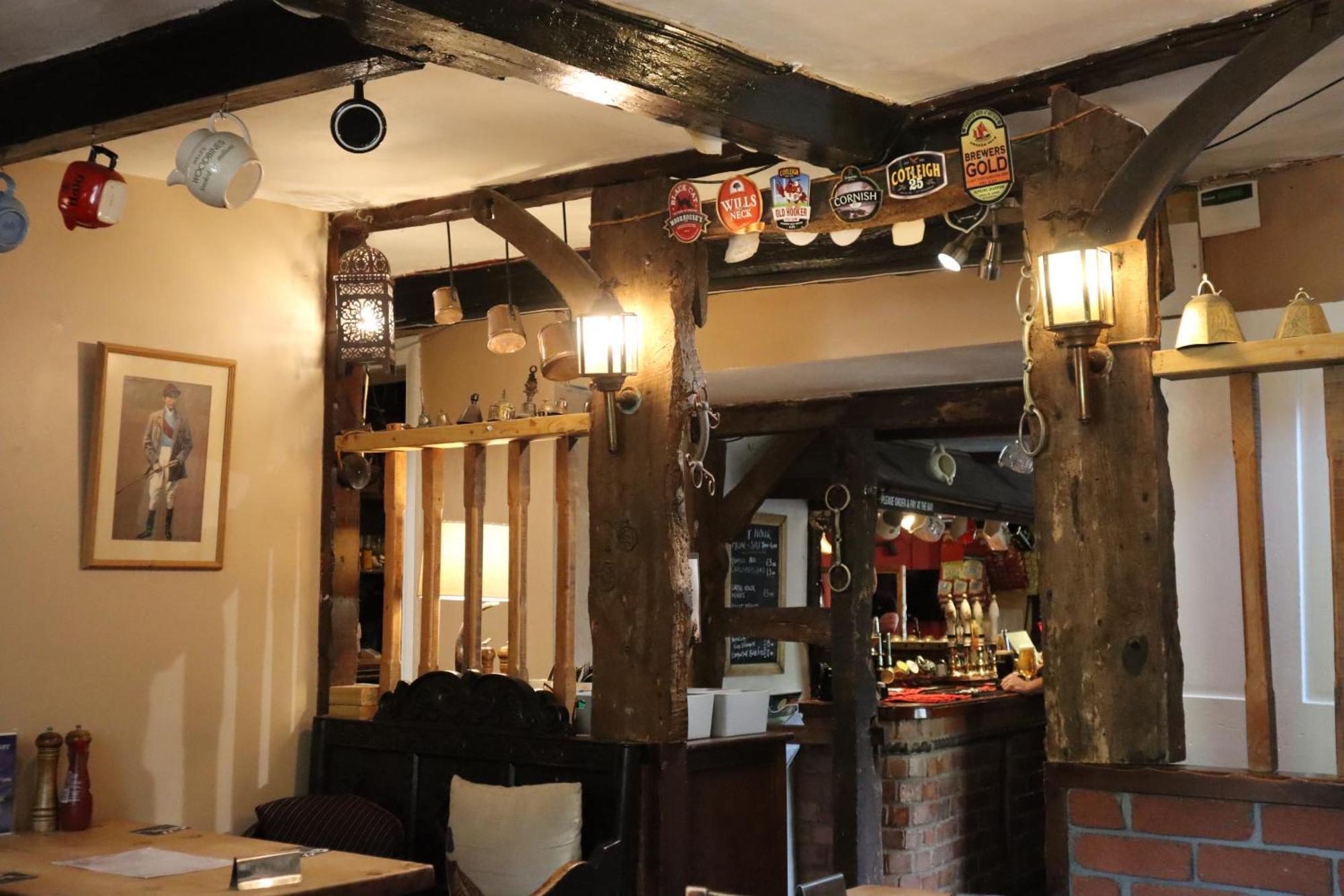 The White Horse Inn ワッシュフォード エクステリア 写真